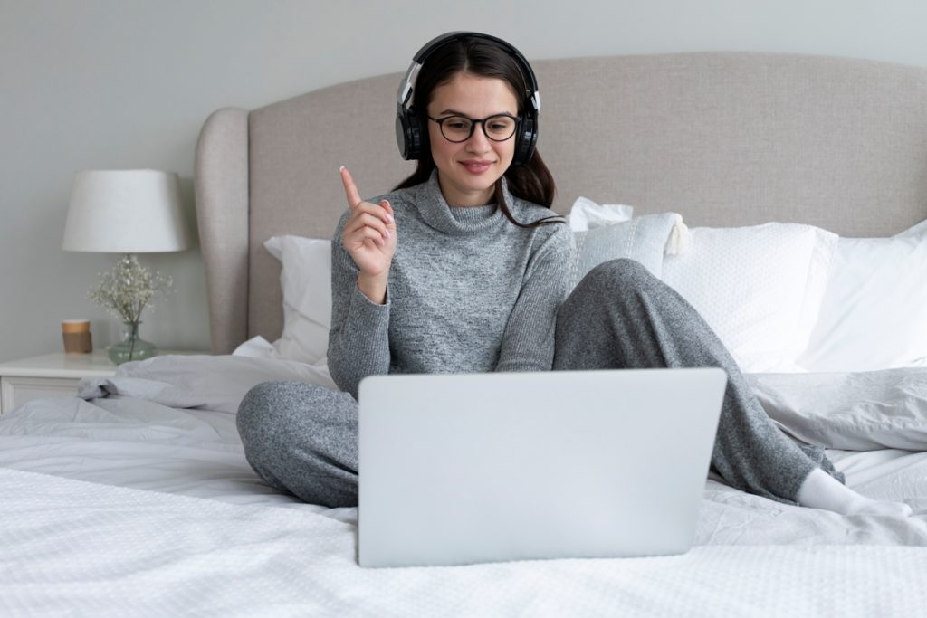 what-is-considered-long-distance-relationship-relationships-love-dating