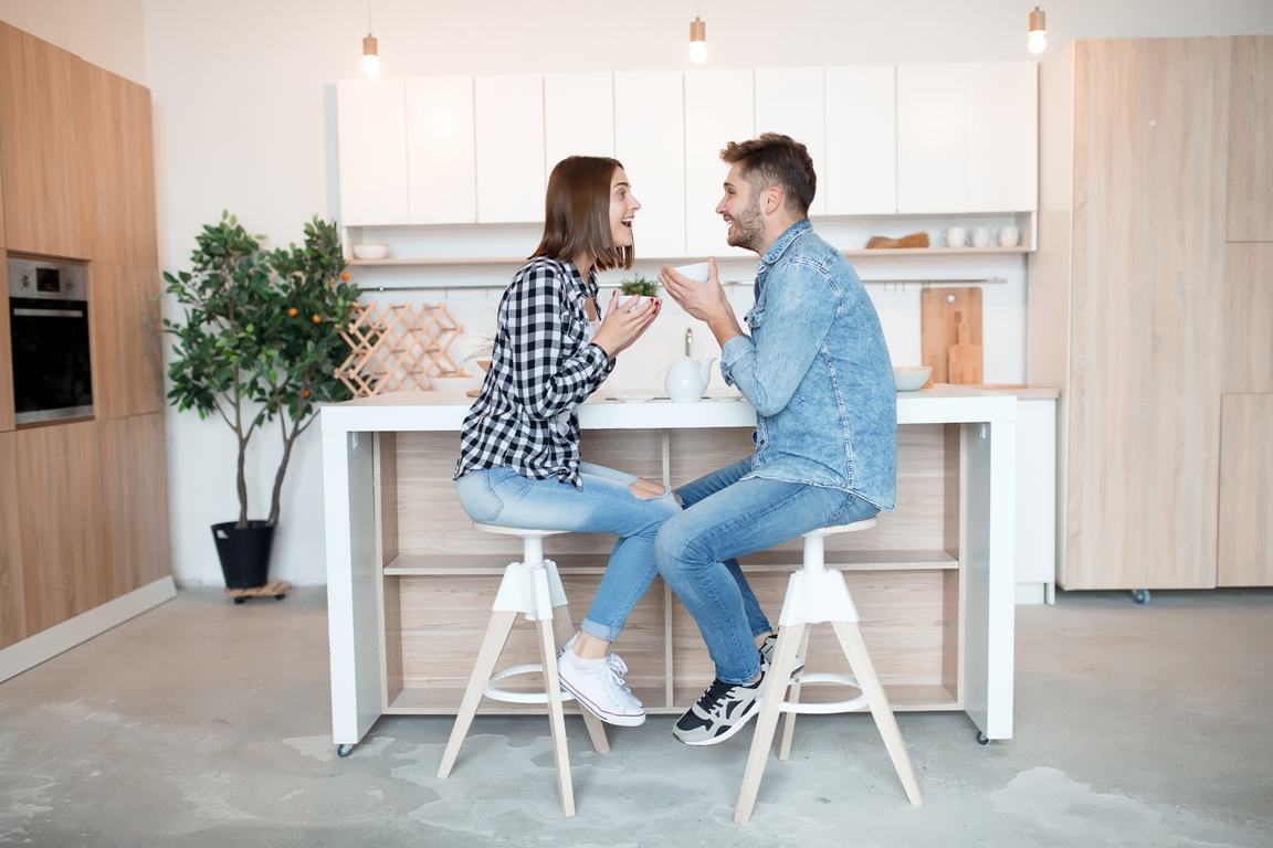 Couple having a serious discussion