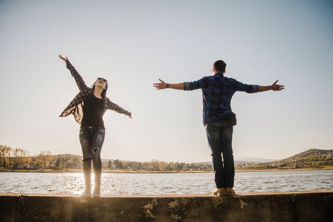 Aligning life goals for better relationship happiness